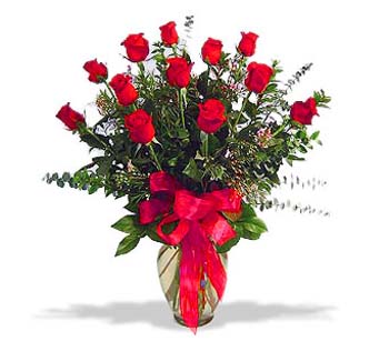 Görsel ve farklý bir çiçek isteyenler için sevene özel çiçek camda 11 gül Ankara çiçek gönder firmasý þahane ürünümüz 